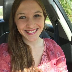 Meet your Posher, Liz